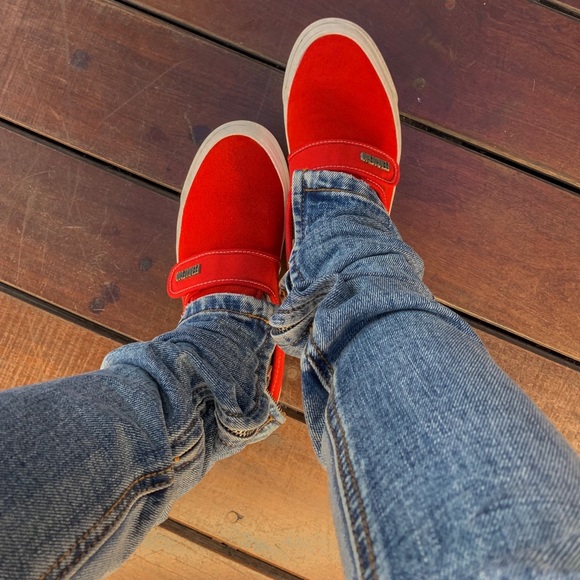 Feel free to check out my closet thanks - Picture 4 of 9